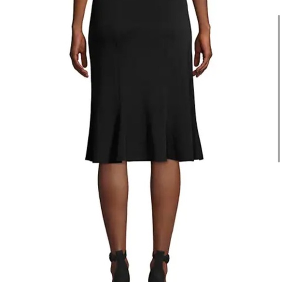 Misook Black Sleeveless Dress with Flounce Hem - Picture 5 of 6